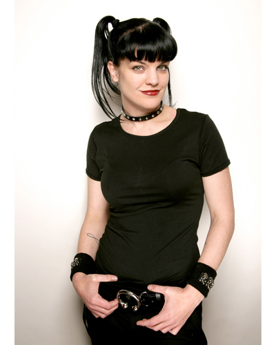 Perrette pauley 8x10 - perrette,,