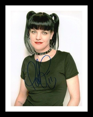Pauley perrette autograph - pauley,